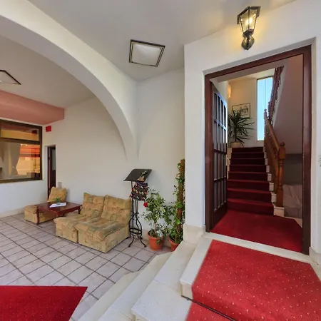 Trogirski Dvori Hotel Traù