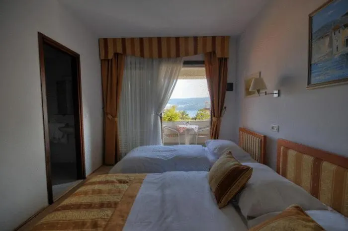 Hotel Trogirski Dvori 3*