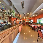Trogirski Dvori 3* Трогир