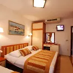 Trogirski Dvori Отель 3*