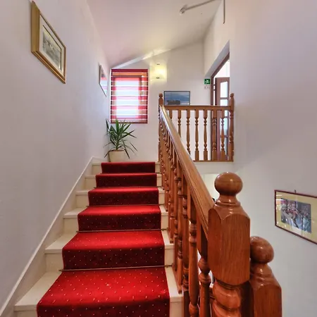 Trogirski Dvori Hotell