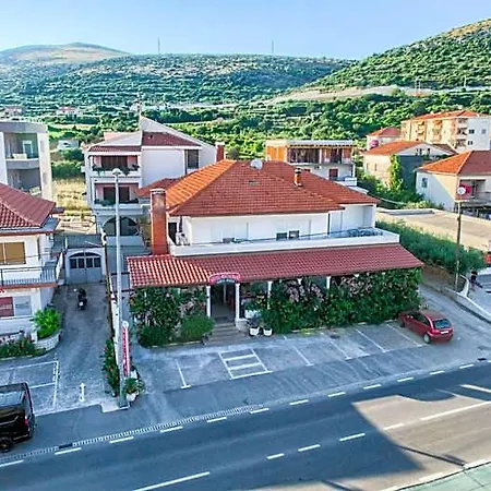 Hotel Trogirski Dvori 3*