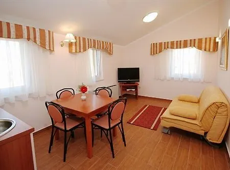 Trogirski Dvori Hotell 3*