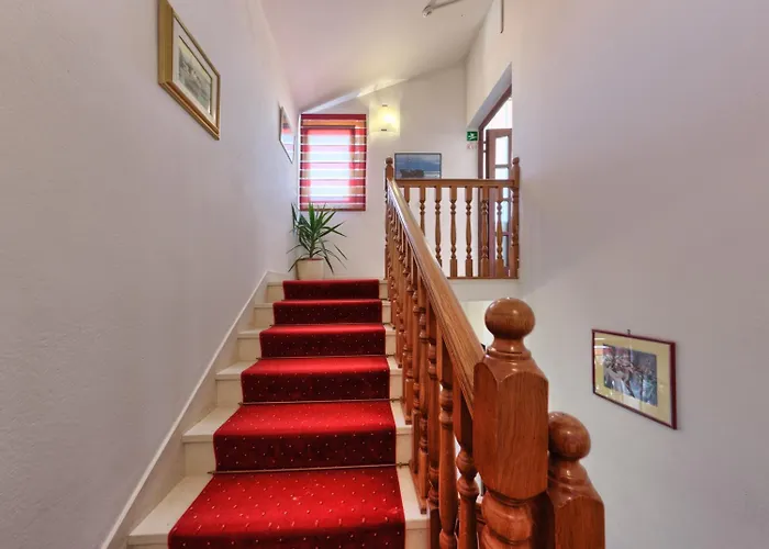 Trogirski Dvori Отель