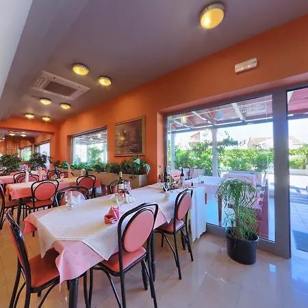 Trogirski Dvori Hotell Trogir